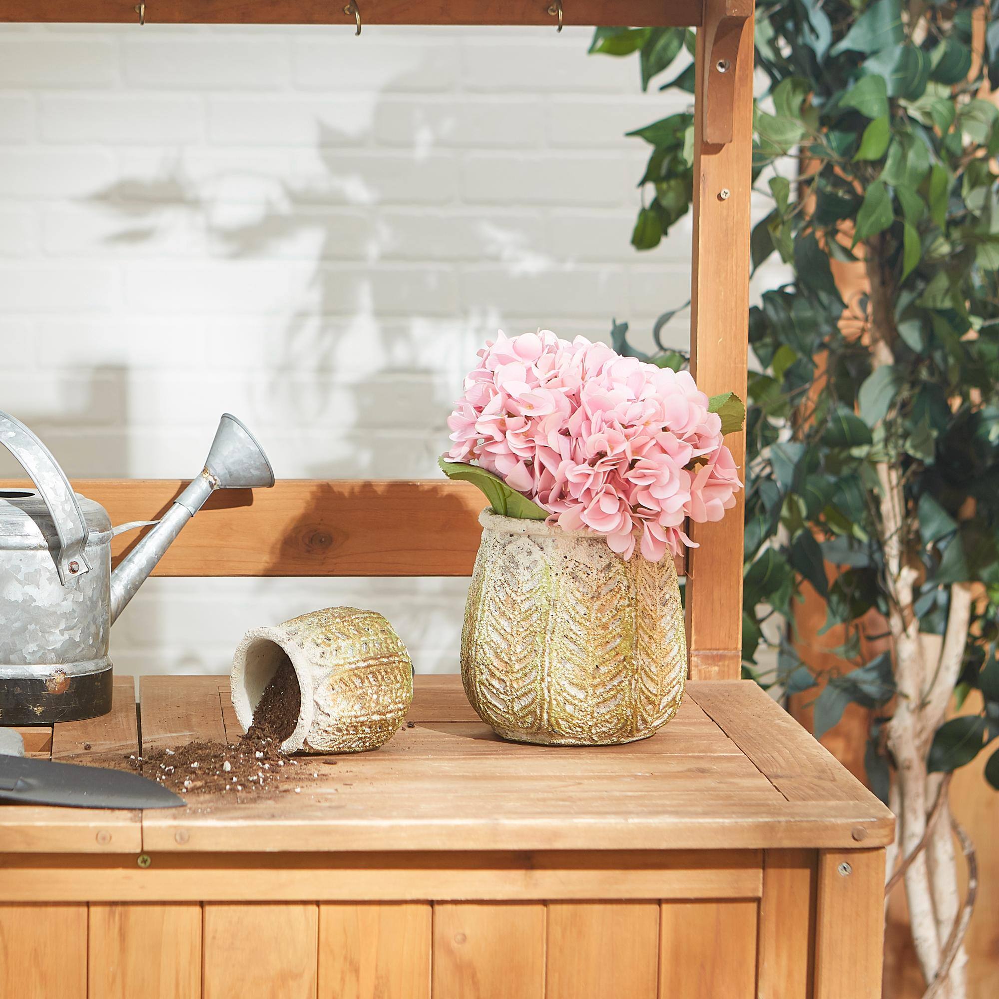 Ancient Leaf Cement Flower Pot Set